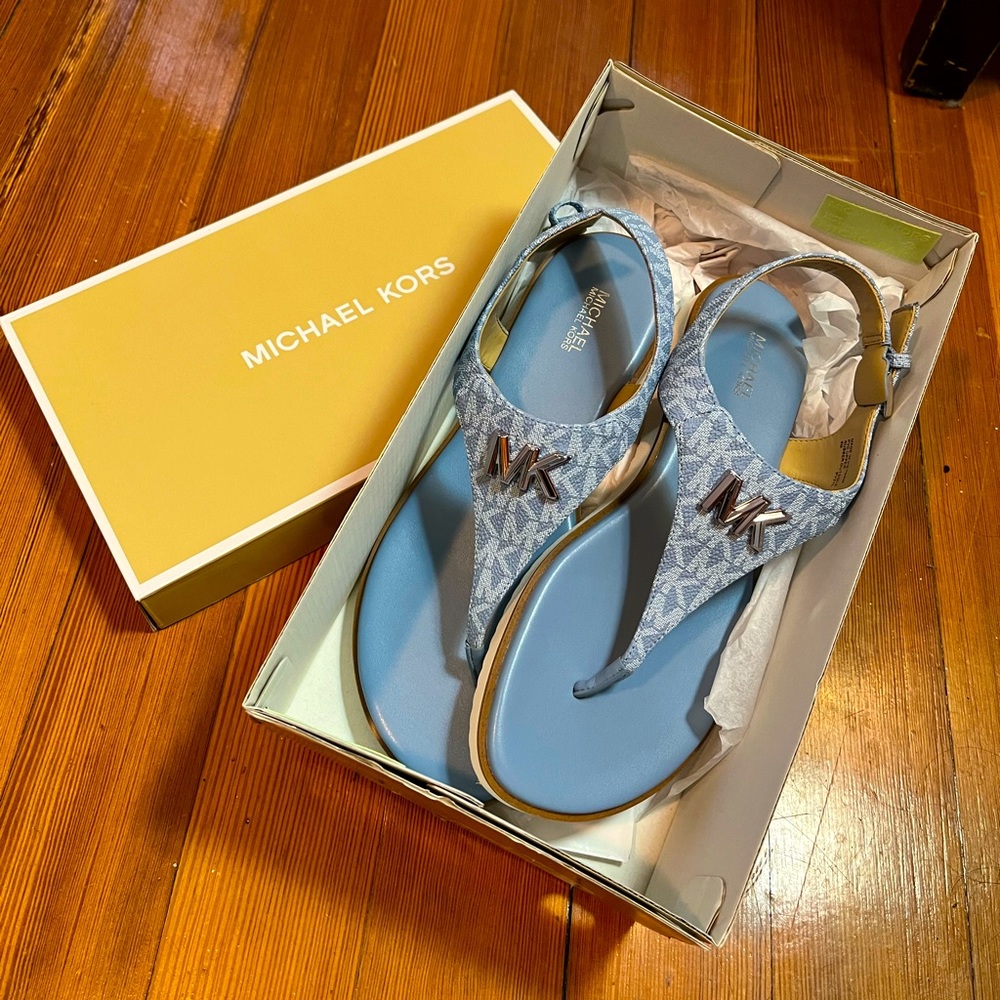 *NEW* Blue Michael Kors Sandals